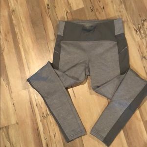 Athleta medium leggings